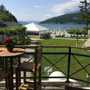 La Baie Des Voiles ,vue D'annecy ,plage Privee Duingt